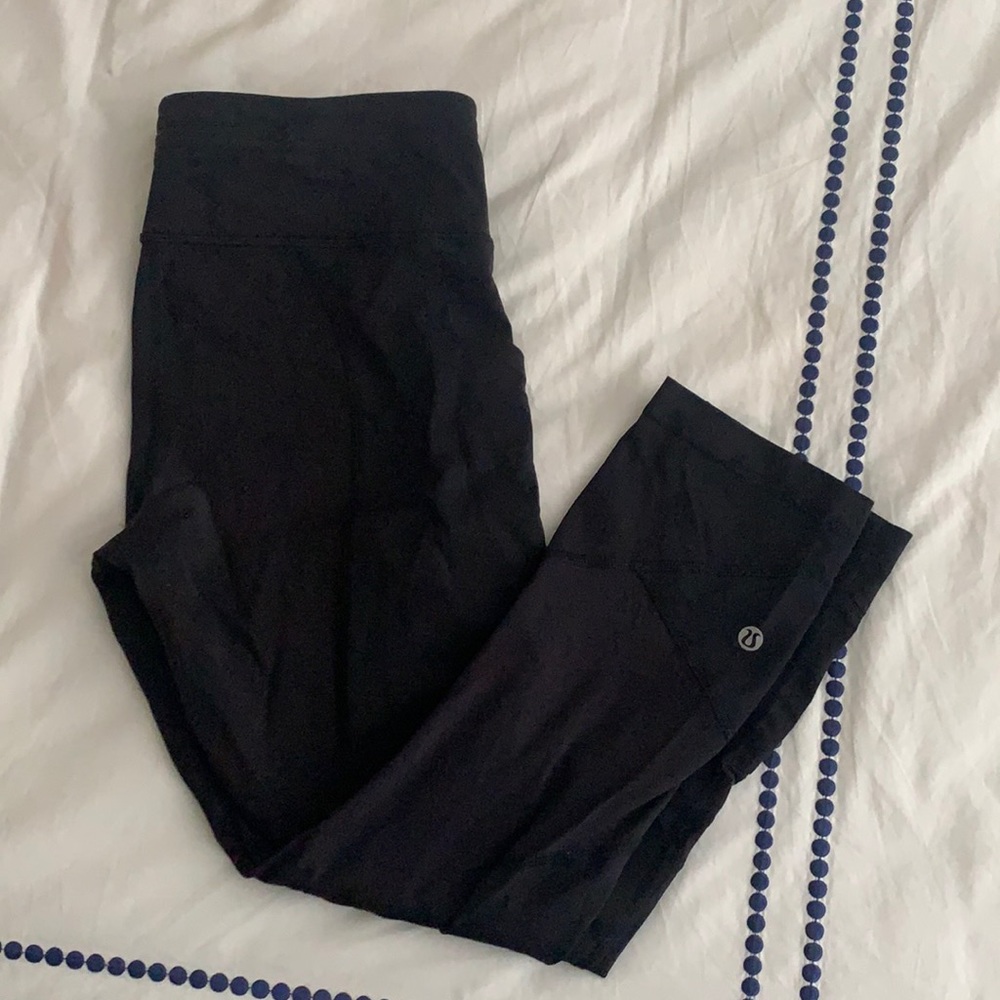 lululemon pace rival crop
